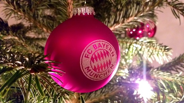 爭相合作的 爭相合作的